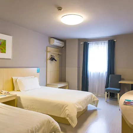 מלון Jinjiang Yingkou Railway Station Dongsheng Market 3*